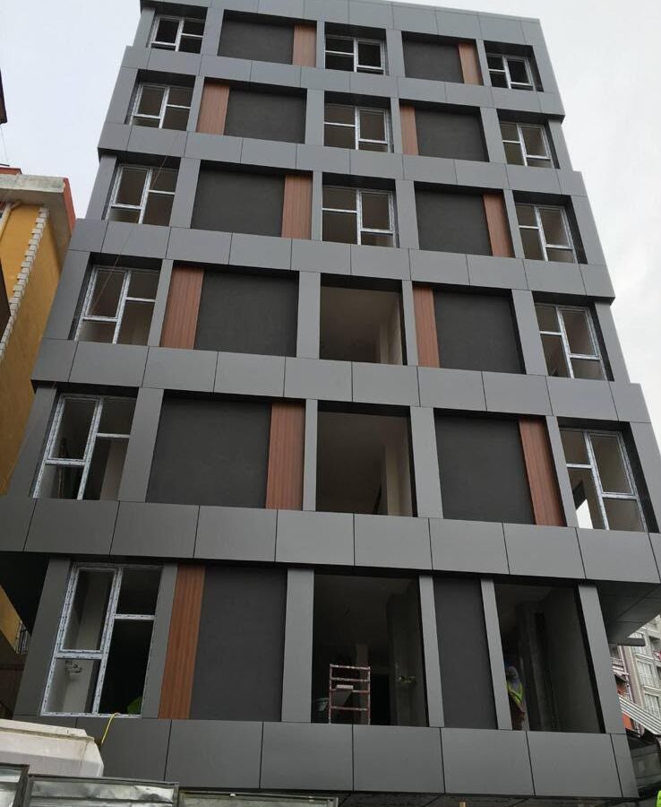 Kompozit panel cephe uygulaması, konut projesi
