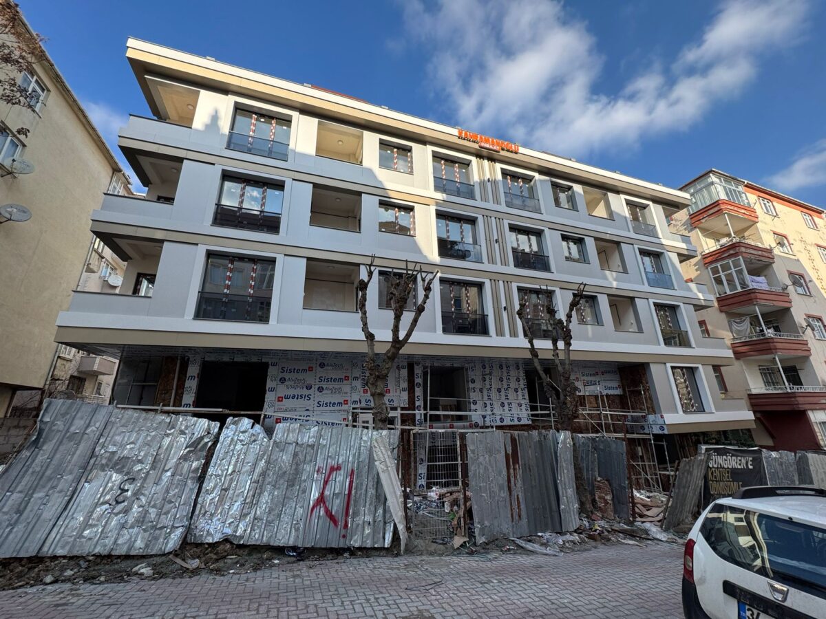 Kompozit panel cephe uygulaması, gündüz görünüm